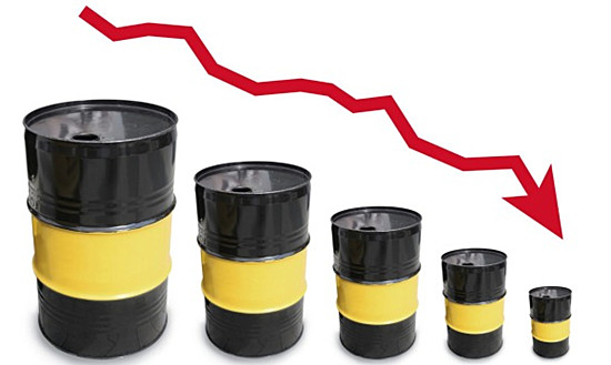 FX168訊石油輸出國組織（OPEC）周一（1月18日）發(fā)布月報(bào)顯示，因油價(jià)崩跌，今年非OPEC產(chǎn)油國的原油供應(yīng)量將較預(yù)期大減，進(jìn)而提振對(duì)OPEC原油的需求。